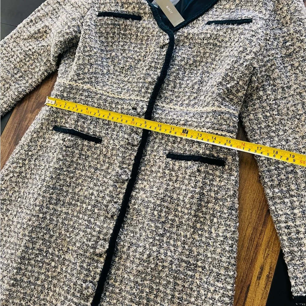 J. Crew Tweed Long-Sleeve Black Trim Shift Dress Coat — Cream & Black